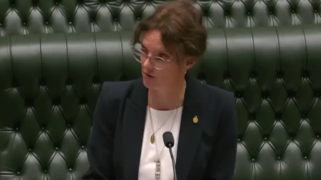 Cooke calls for corrections minister to resign