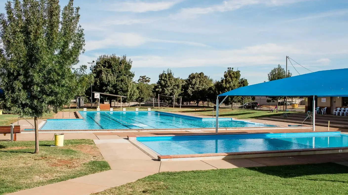Council refunds pool passes