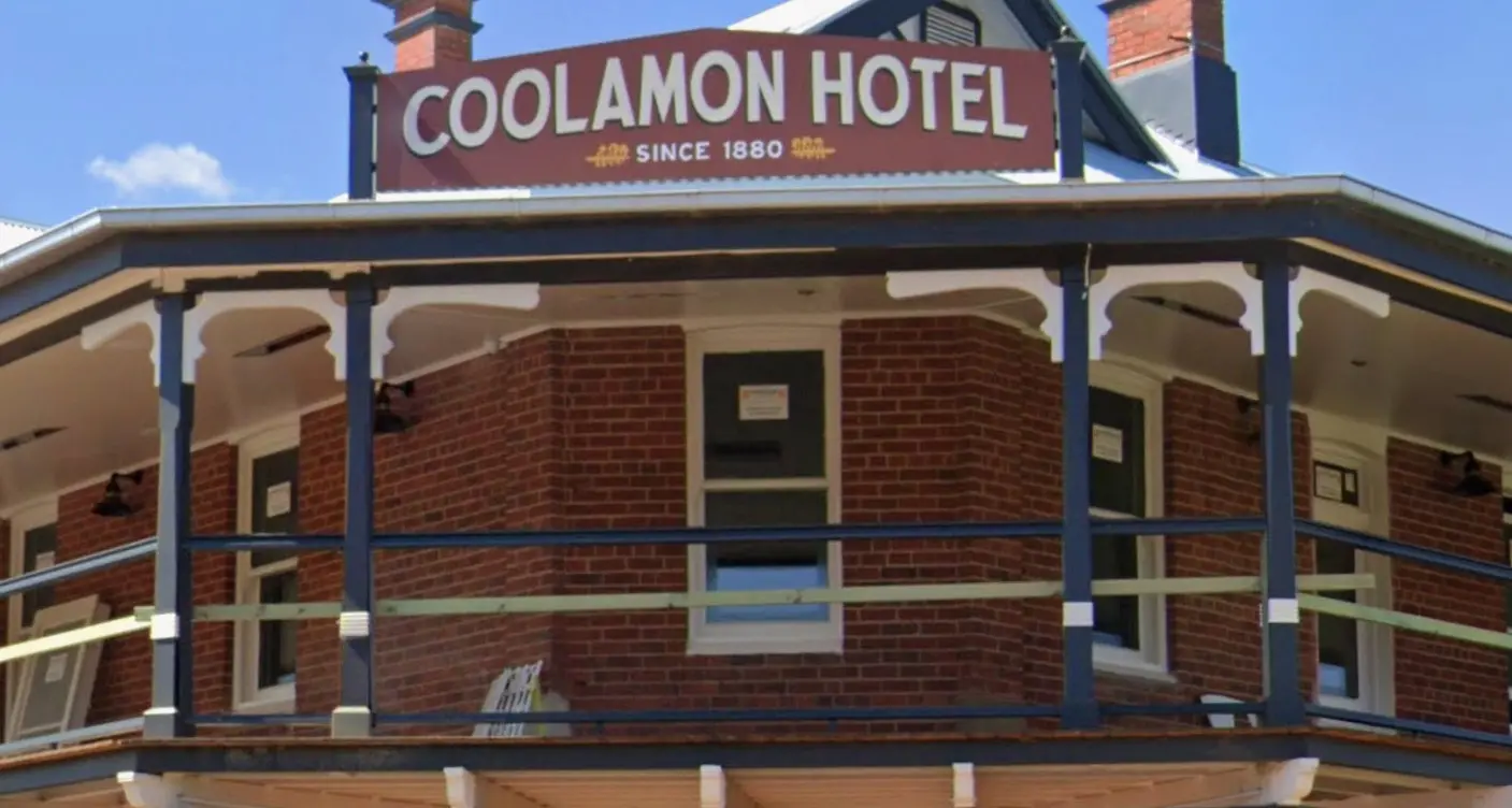 Prestigious heritage award for Coolamon Hotel