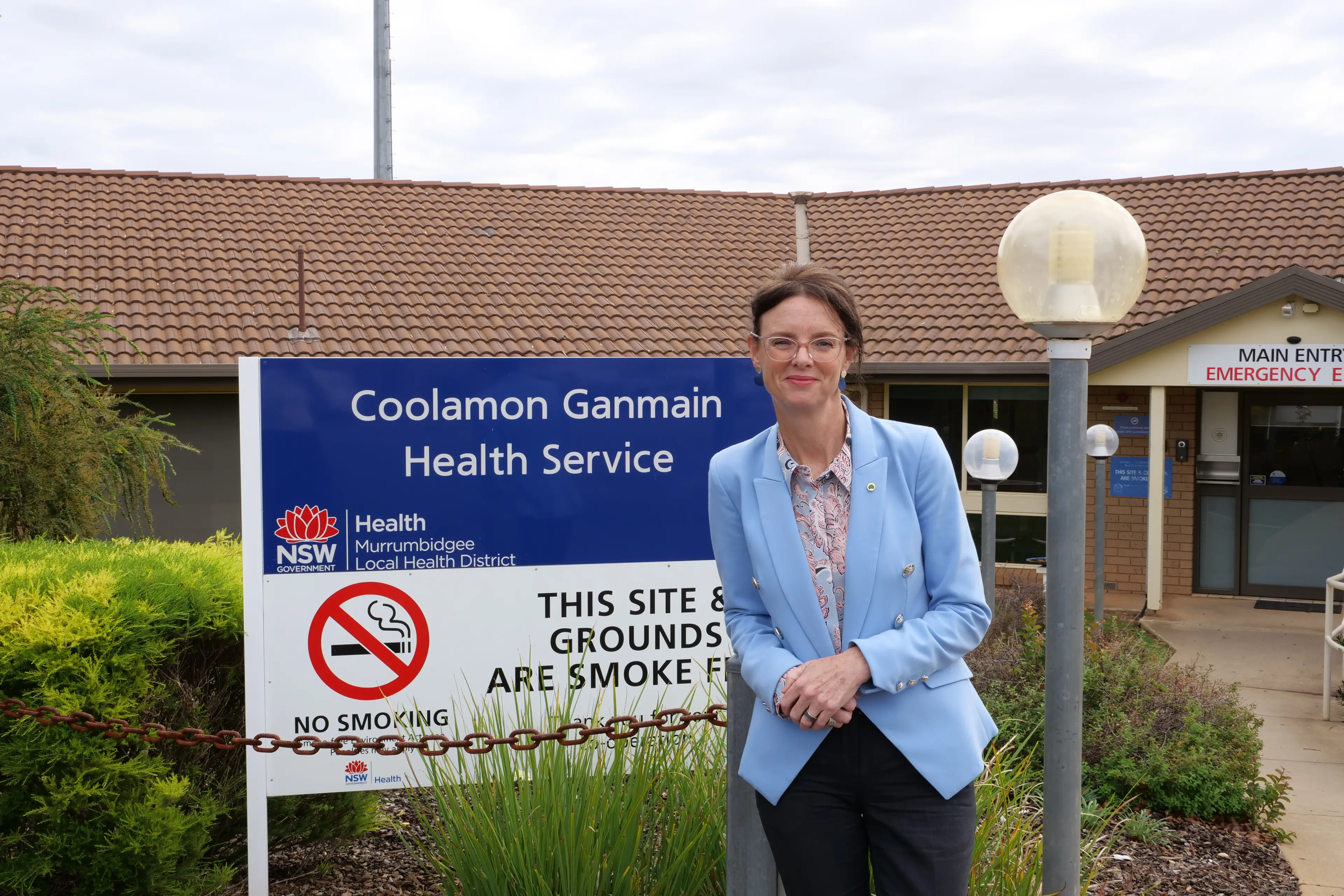 <p>Steph Cooke outside Coolamon MPS</p>\\n