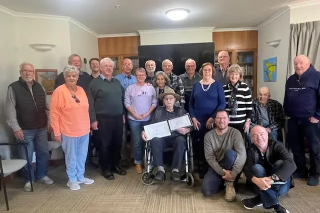 <p>Aero and Gliding Clubs joined Geoff at Narraburra Lodge </p>\\n