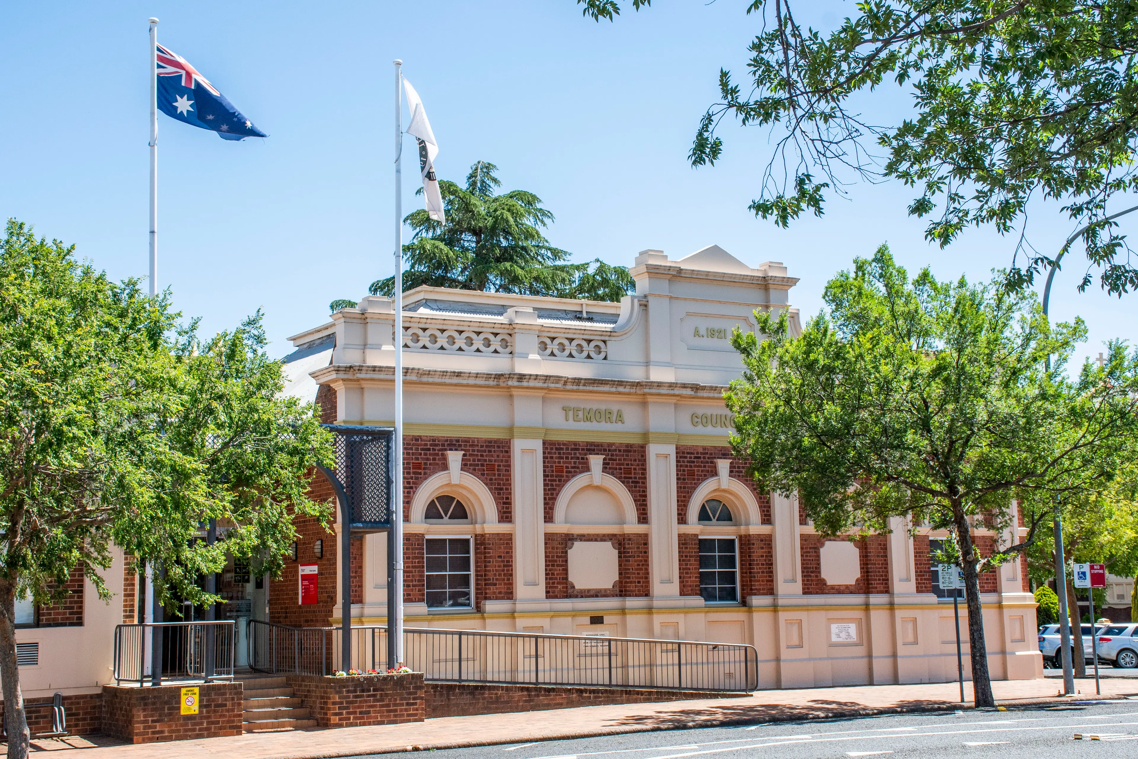 <p>Council has received an update on its Efficiency and Productivity Plan</p>\\n
