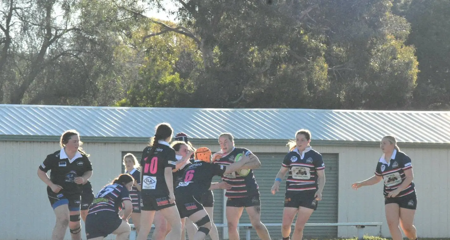 Tuskerettes charge towards minor premiership