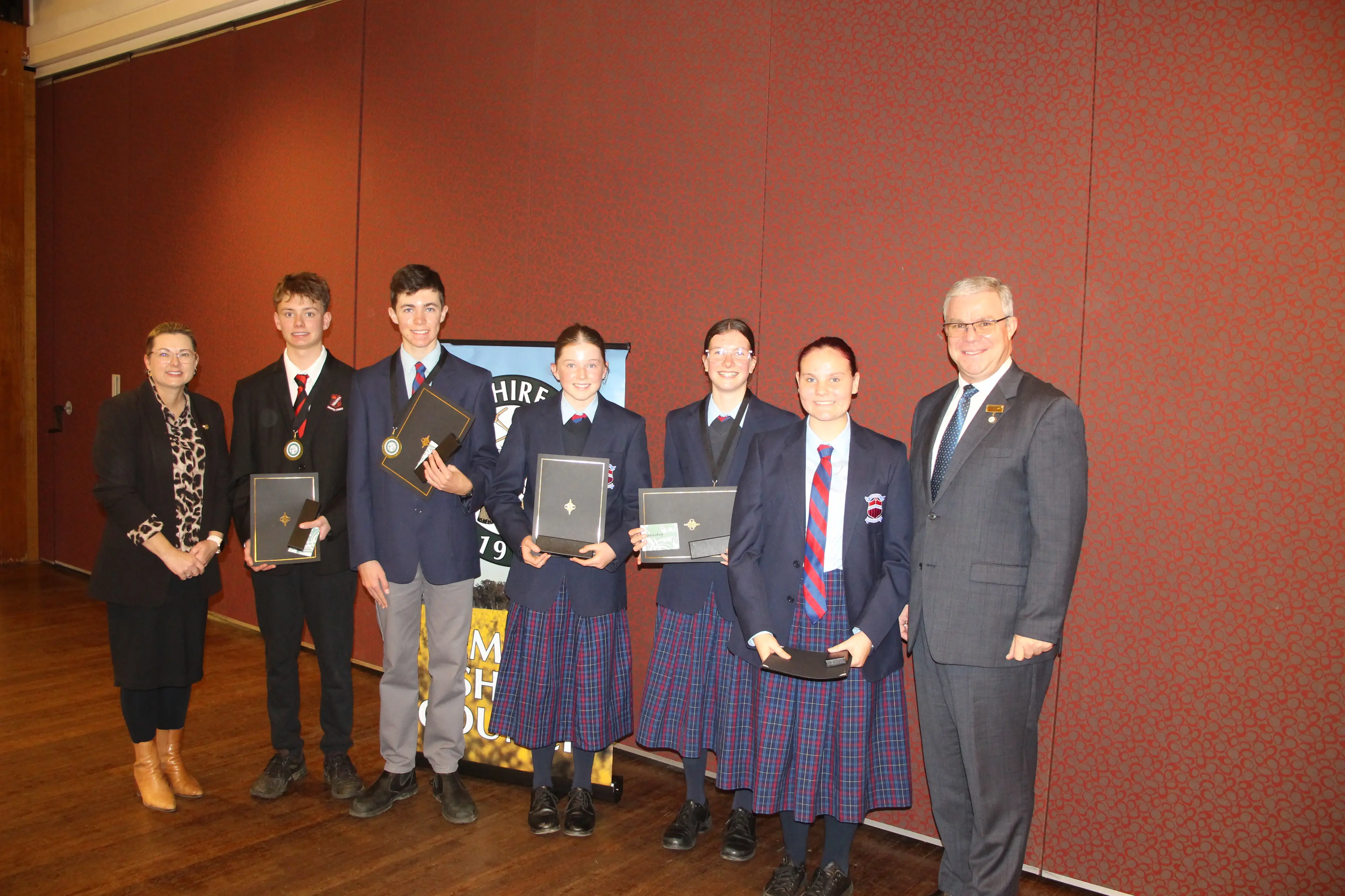 <p>Temora Shire Council general manager Melissa Boxall and mayor Rick Firman congratulate the senior school entrants. </p>\\n