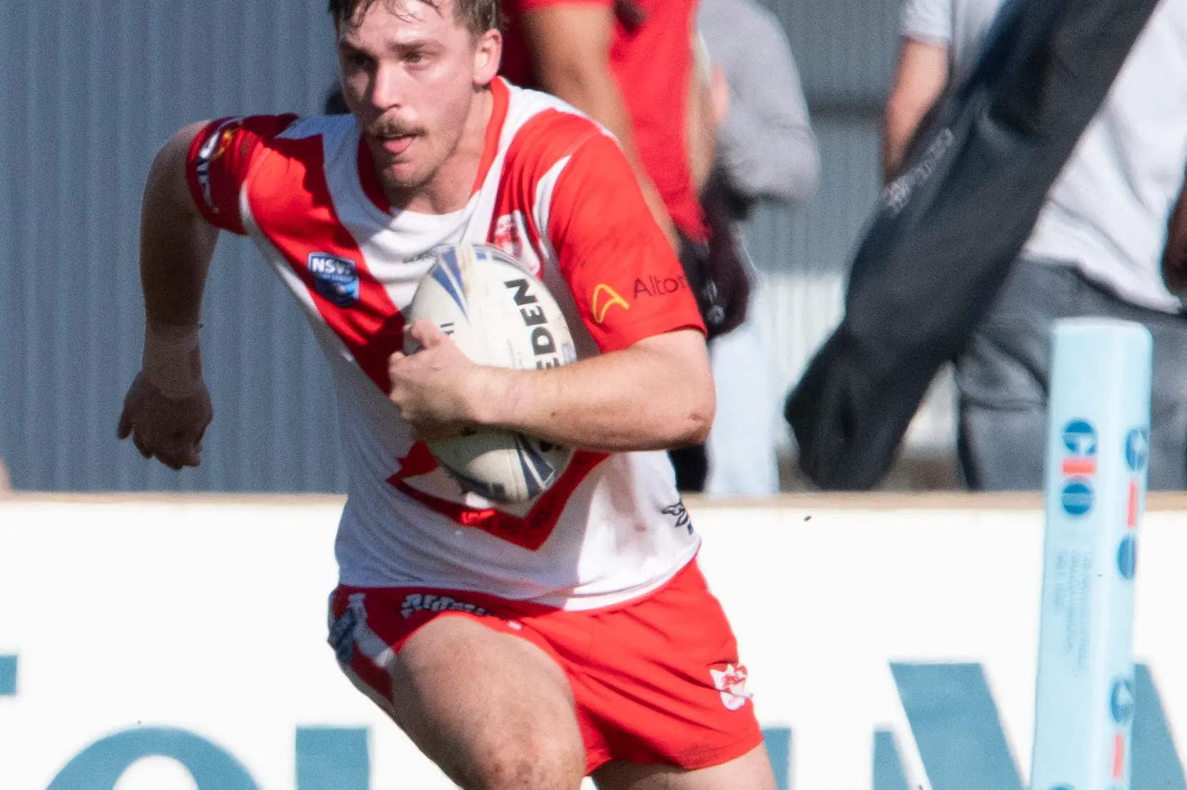 <p>Temora fullback Hamish Starr capped a brilliant season by winning the Eric Weissel Medal</p>\\n